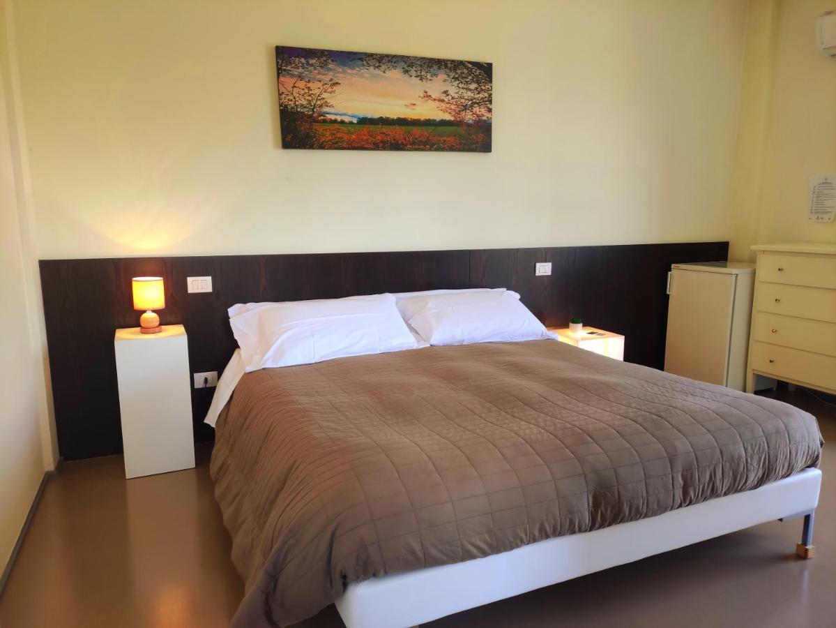 Hotel Villaggio Le Stelline مونتيفالكو المظهر الخارجي الصورة